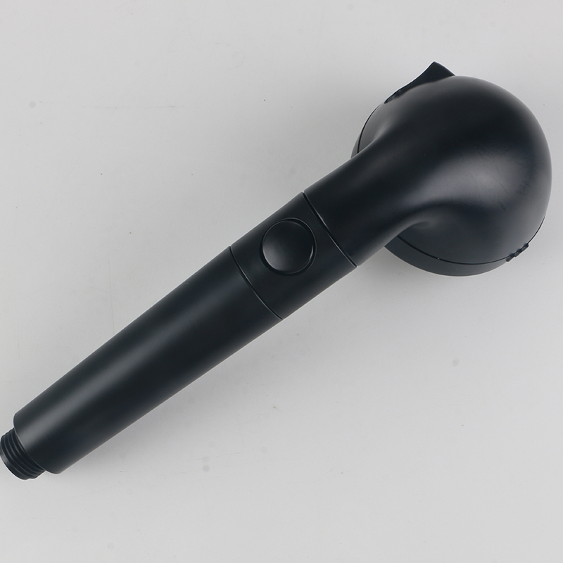 Vòi sen đen Nhật Bản